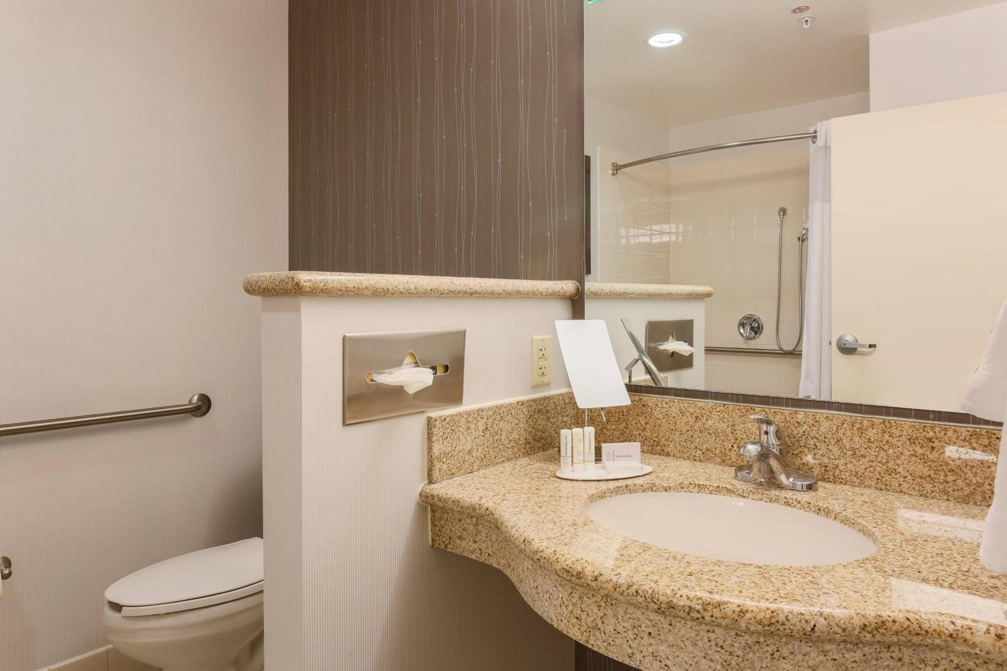 Courtyard By Marriott Las Vegas Stadium Area Esterno foto