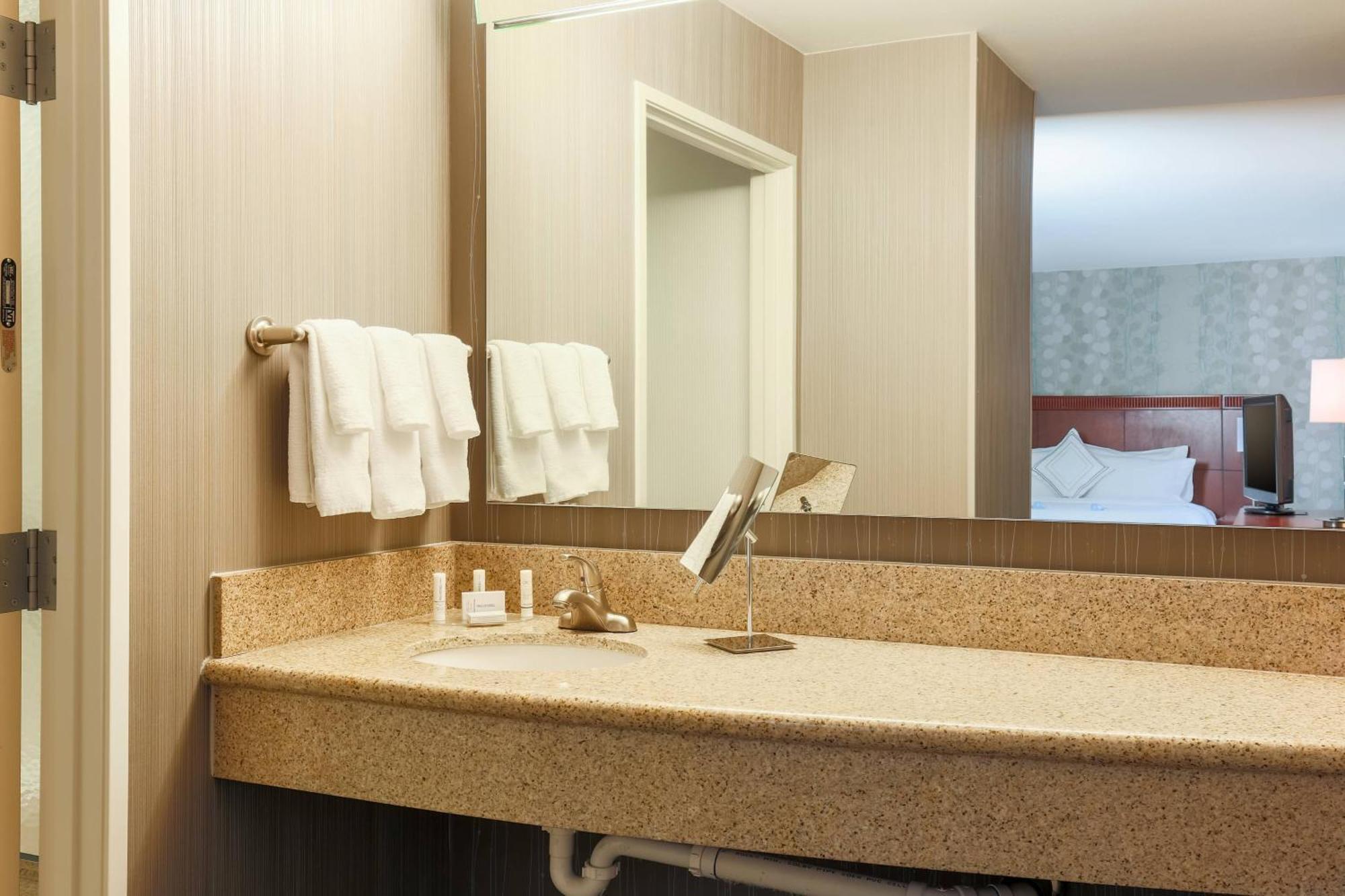 Courtyard By Marriott Las Vegas Stadium Area Esterno foto
