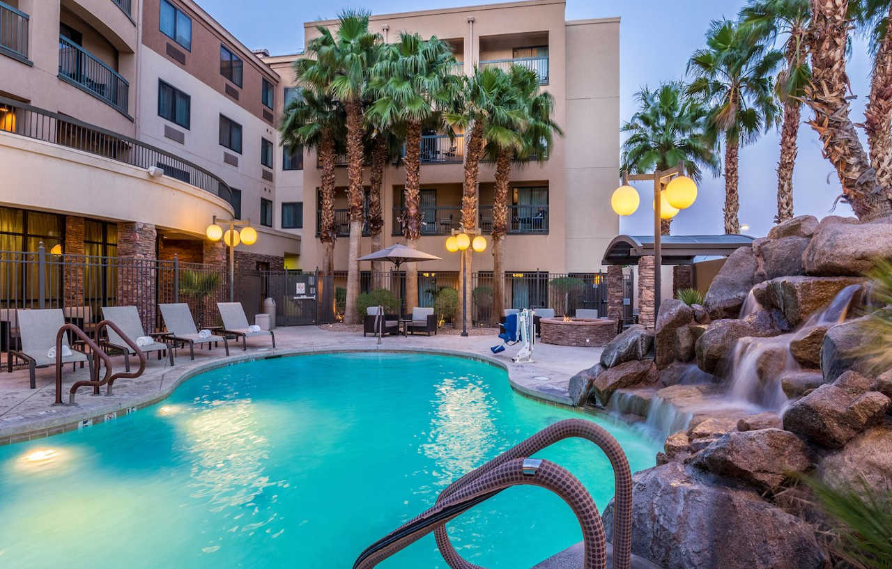 Courtyard By Marriott Las Vegas Stadium Area Esterno foto